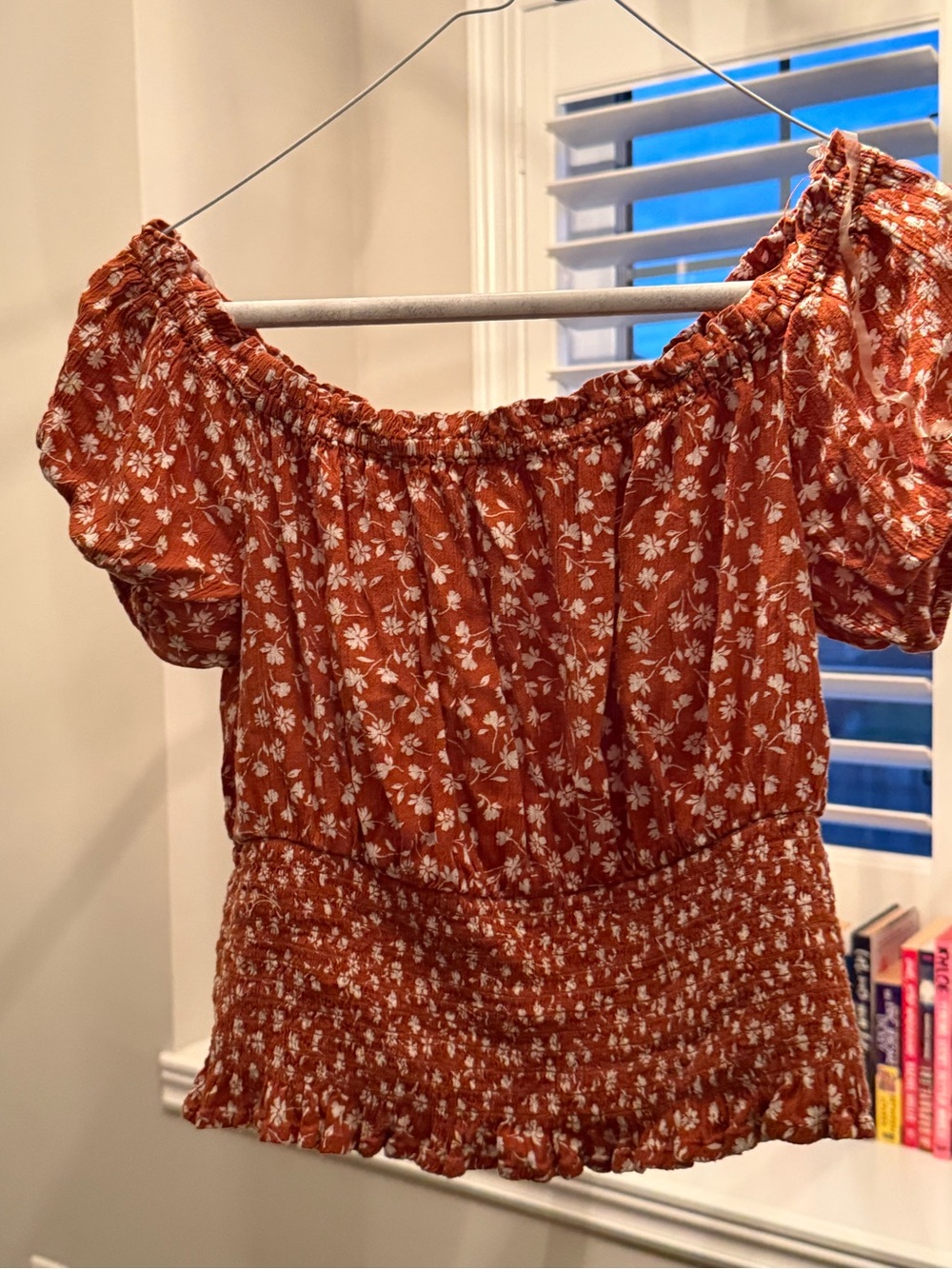 Rust Floral Smocked Off-Shoulder Top XS-S lots of stretch